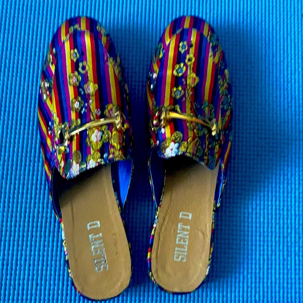 New beautiful shoes